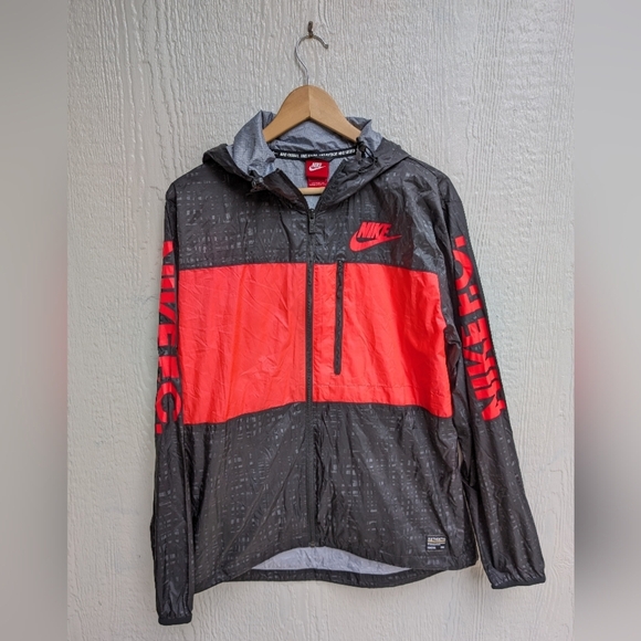 Nike Football Club FC Windbreaker Track Jacket Retro Soccer Men's Size Medium - Picture 1 of 6